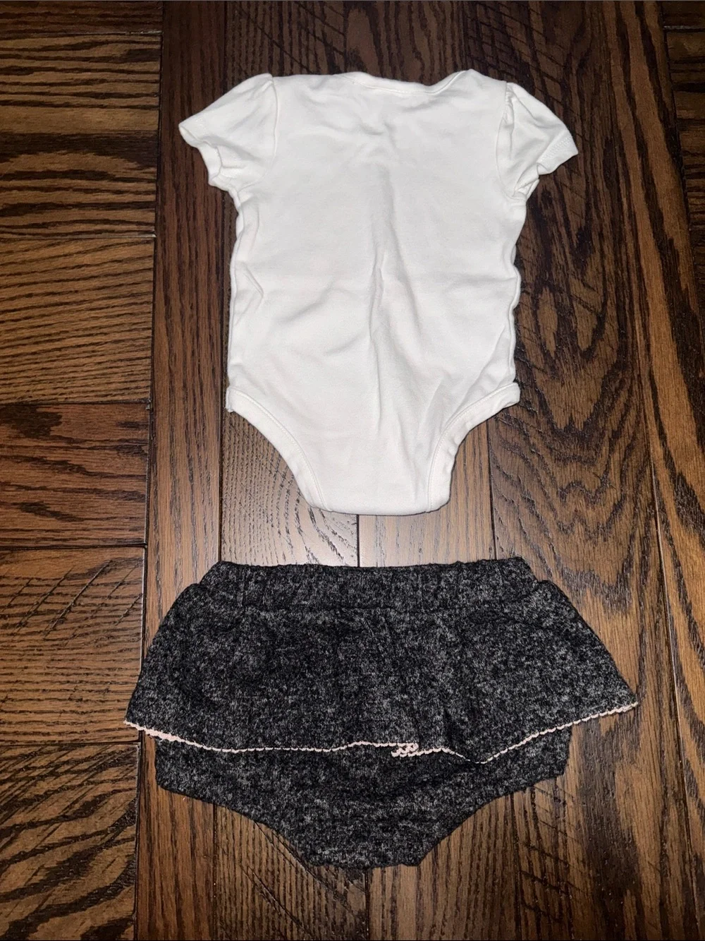 💐Lot of Baby Girl 9m Items💐 - Picture 8 of 12